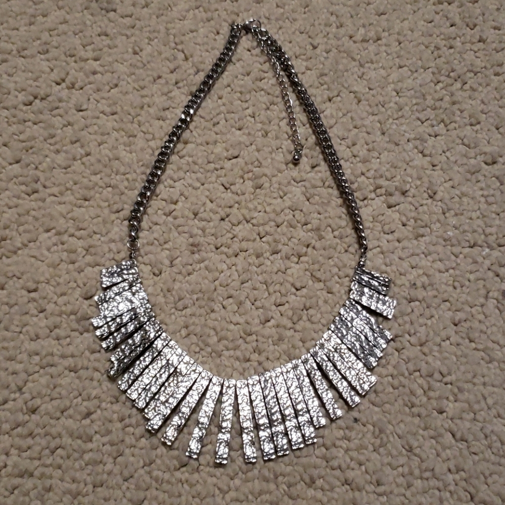 Banana Republic Collar Necklace